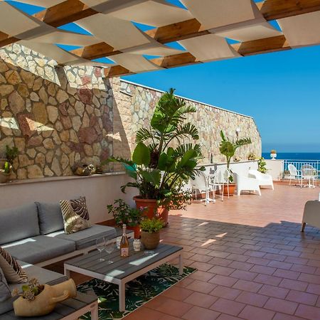 Palermo Mare Holidays Sferracavallo Eksteriør billede