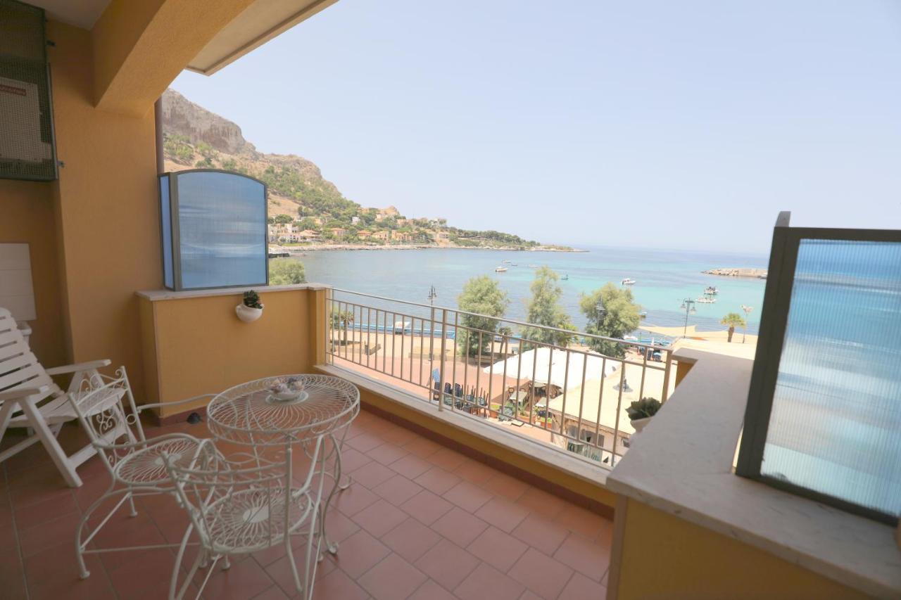 Palermo Mare Holidays Sferracavallo Eksteriør billede