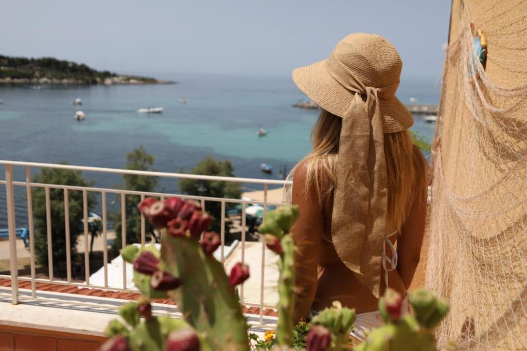 Palermo Mare Holidays Sferracavallo Eksteriør billede