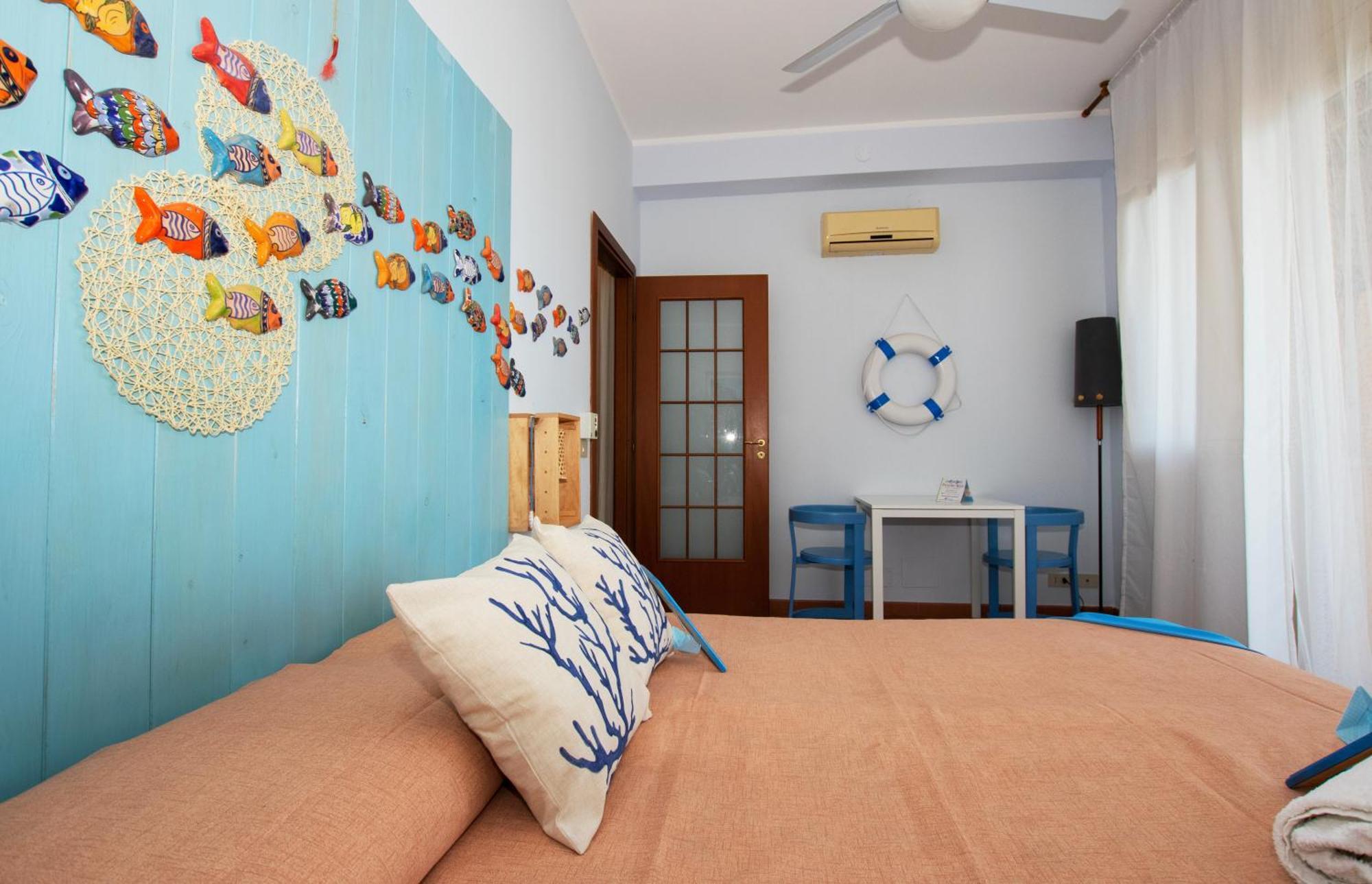 Palermo Mare Holidays Sferracavallo Værelse billede